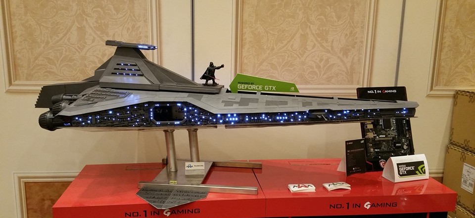 Simplify3D - 3D printed Star Wars star destroyer with Darth Vader